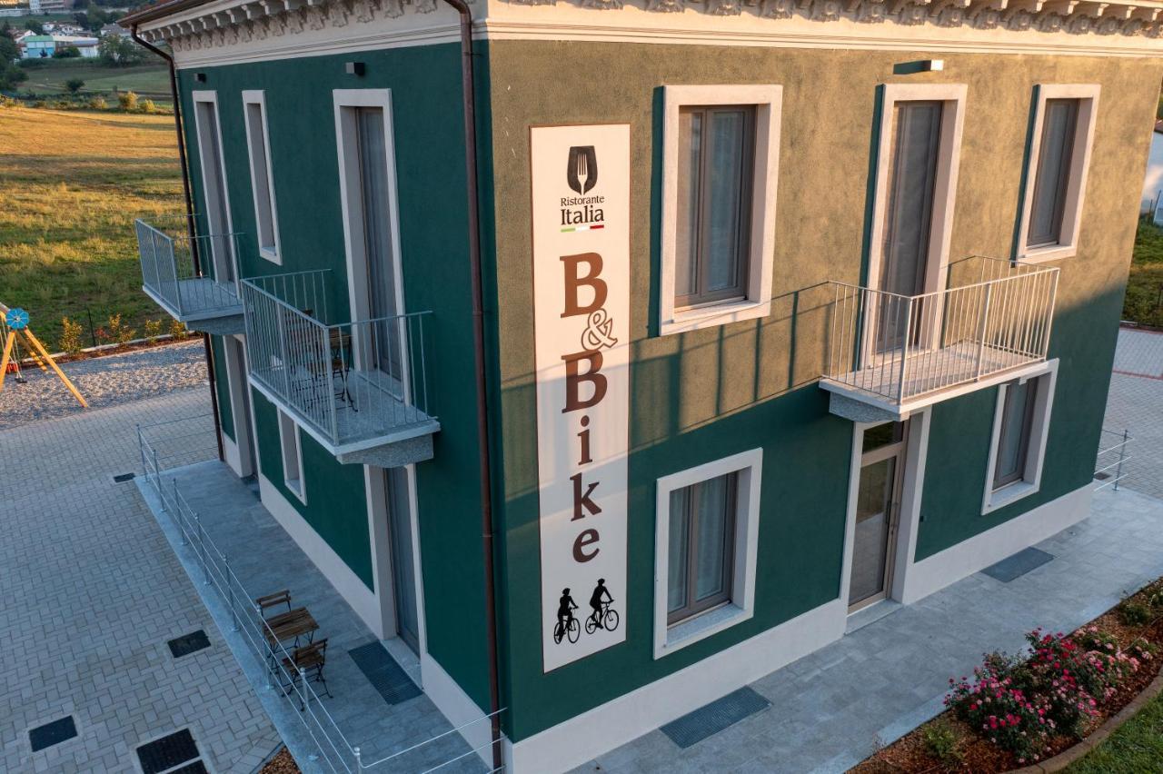 B & Bike Di Ristorante Italia Mombello Monferrato Eksteriør bilde