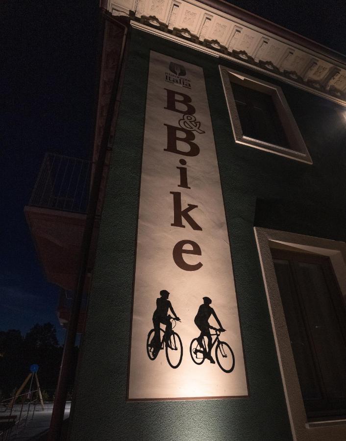 B & Bike Di Ristorante Italia Mombello Monferrato Eksteriør bilde