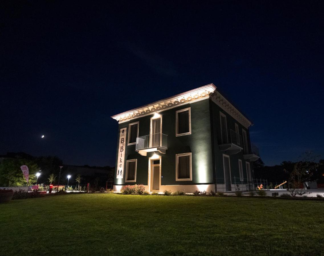 B & Bike Di Ristorante Italia Mombello Monferrato Eksteriør bilde